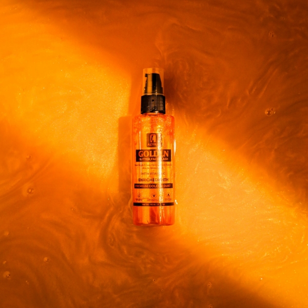 Picture of Golden Glitter Face Wash